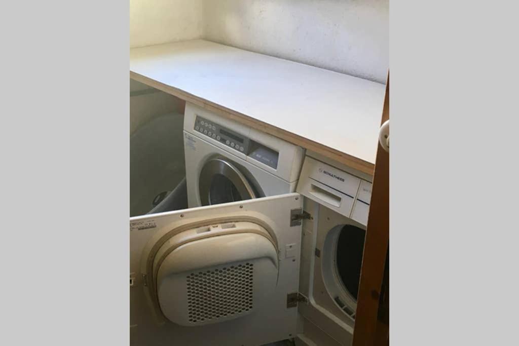 Ferienwohnung Uf Z'Enisch كلوسترز المظهر الخارجي الصورة